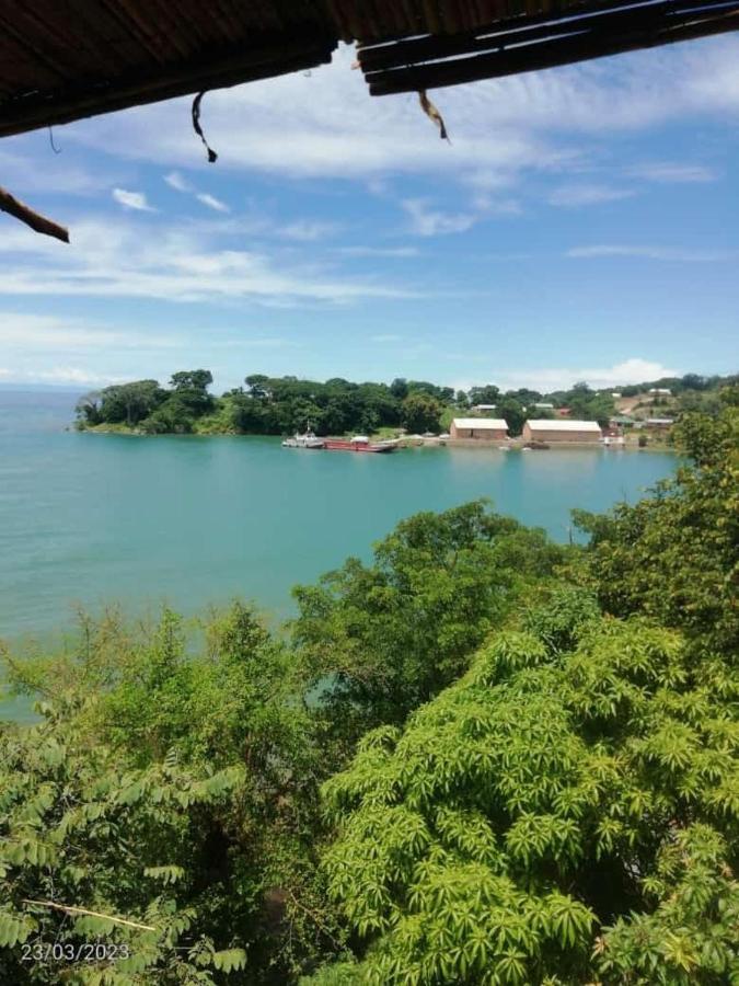 Soul Rebel Lodge & Backpackers Nkhata Bay Exteriér fotografie
